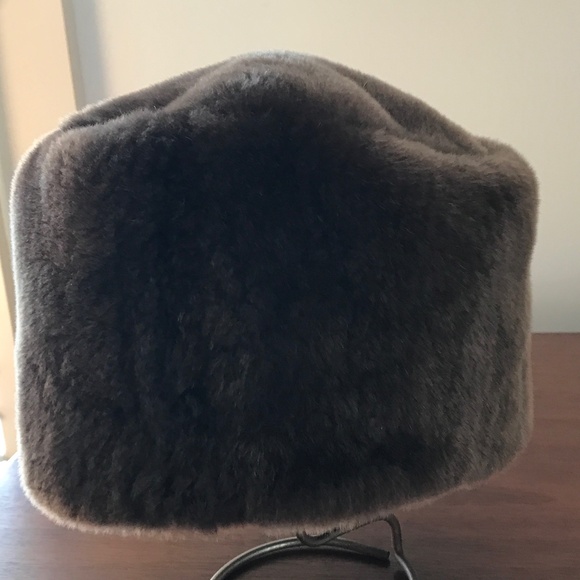 LUXURY SHEARED MINK PILL BOX HAT - Picture 4 of 8
